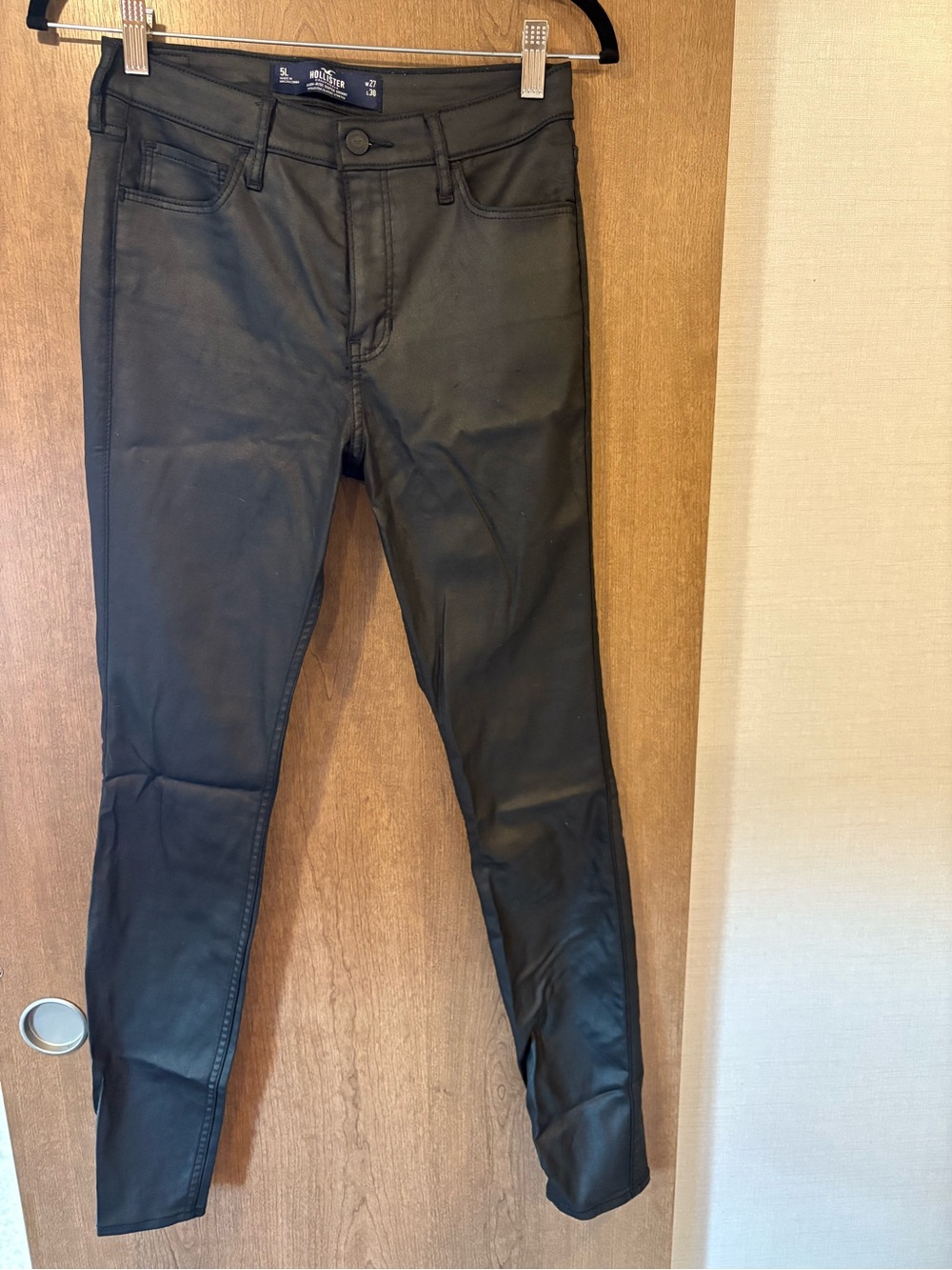 Hollister black shiny jeans